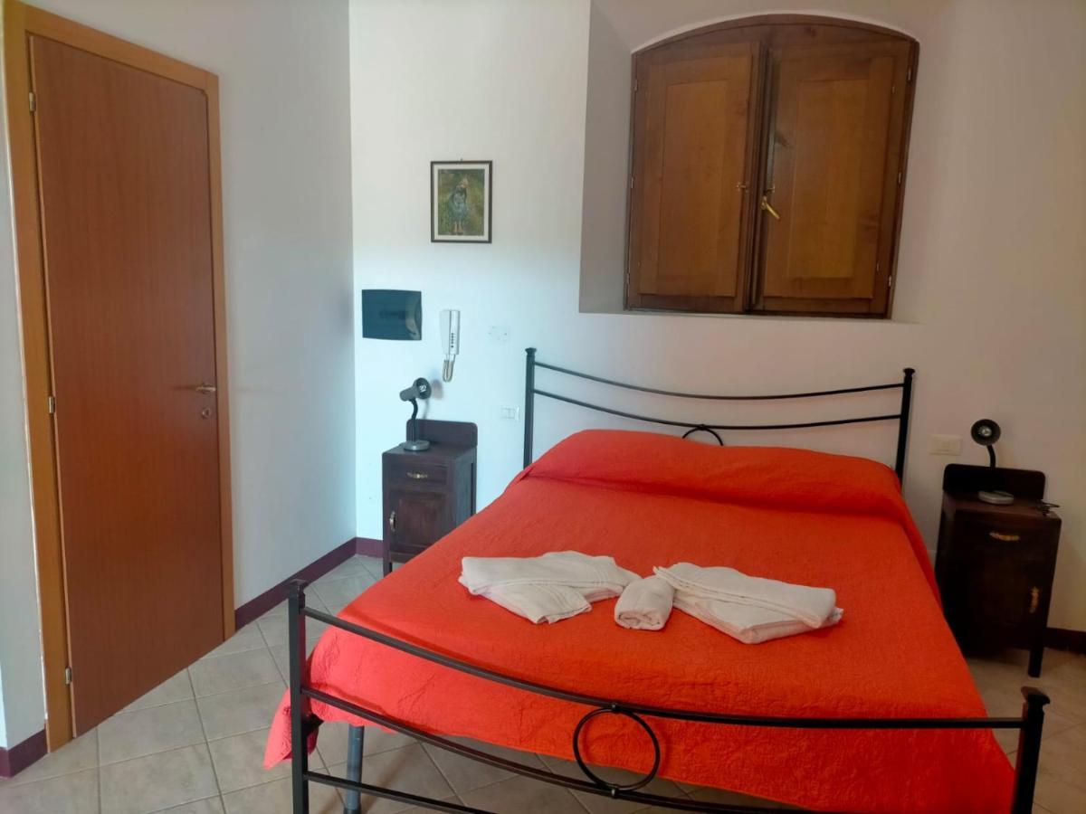 Antico Borgo La Commenda Aparthotel Montefiascone Luaran gambar