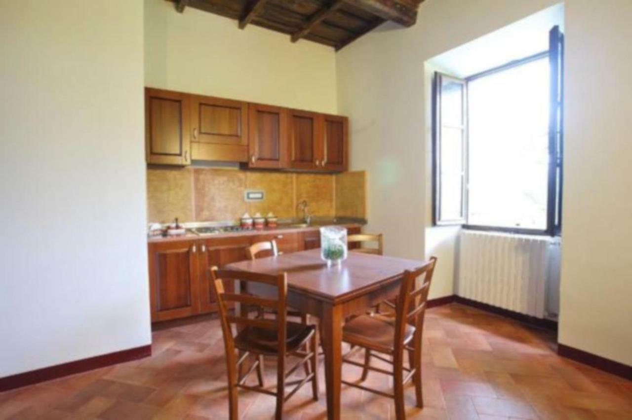 Antico Borgo La Commenda Aparthotel Montefiascone Luaran gambar