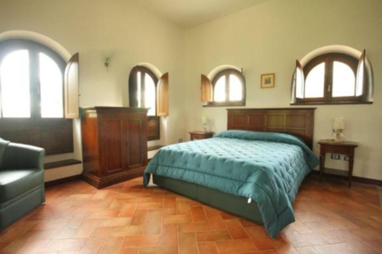 Antico Borgo La Commenda Aparthotel Montefiascone Luaran gambar